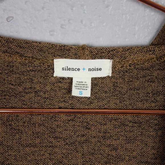 Urban Outfitters Silence and Noise Hooded Cardigan - Picture 5 of 6
